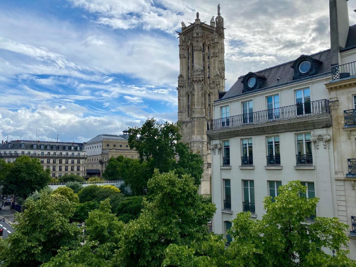 Stunning Apartment With View At The Very Heart Of Paryż Zewnętrze zdjęcie